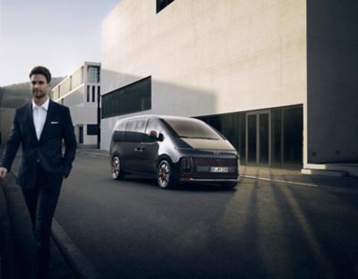 Дизайн STARIA | Футуристичний Мінівен | Фрунзе-Авто - фото 7