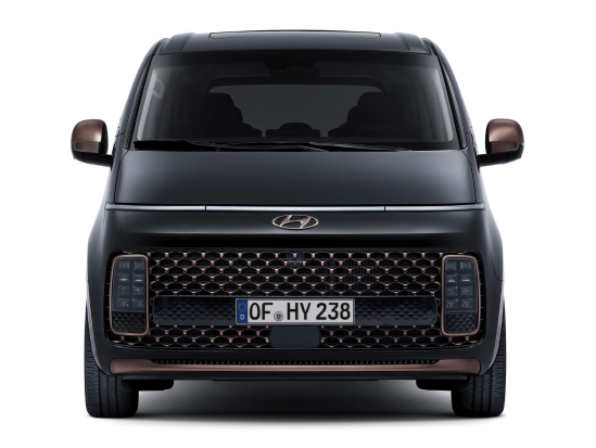 Дизайн STARIA | Футуристичний Мінівен | Фрунзе-Авто - фото 10